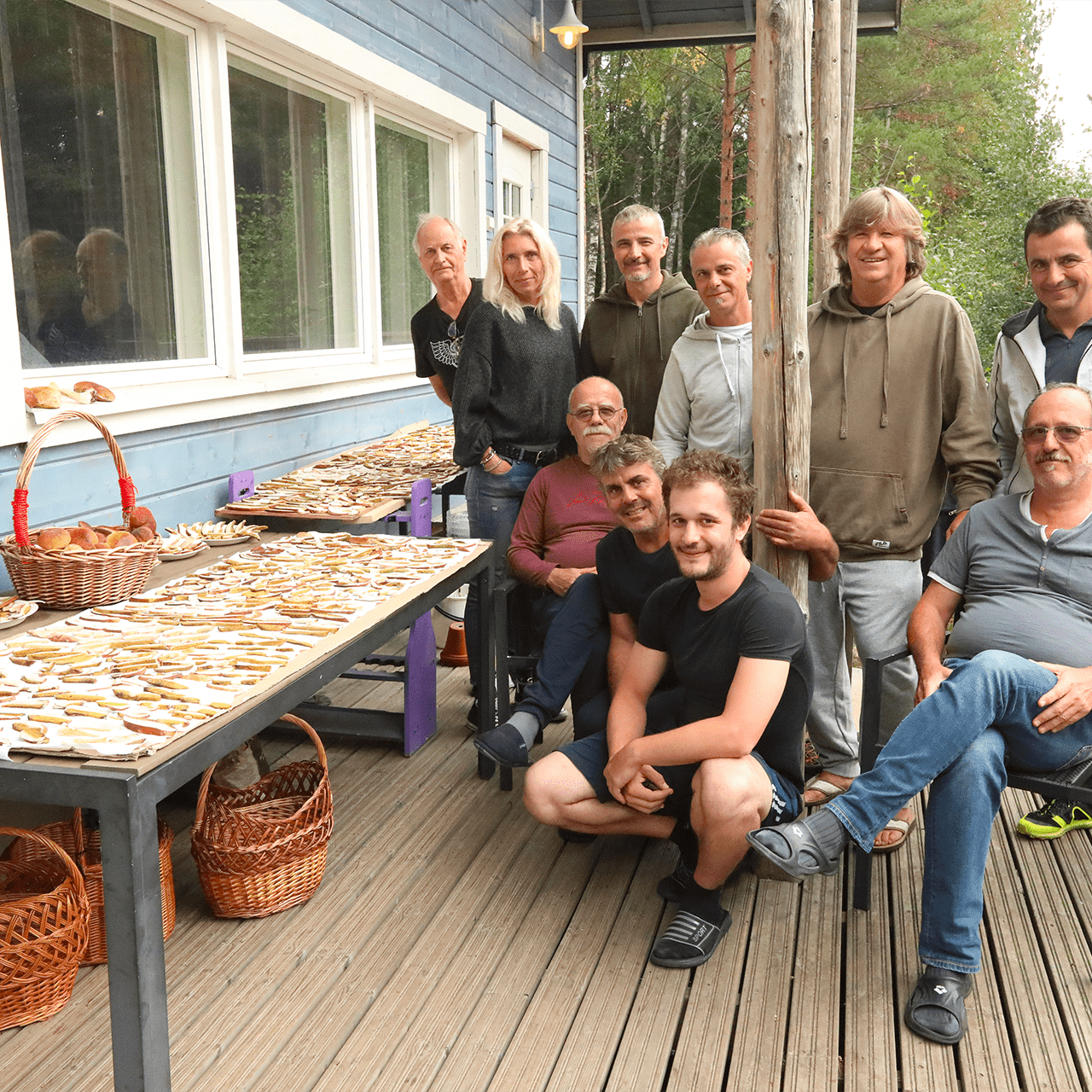tour estivi in finlandia - raccolta funghi